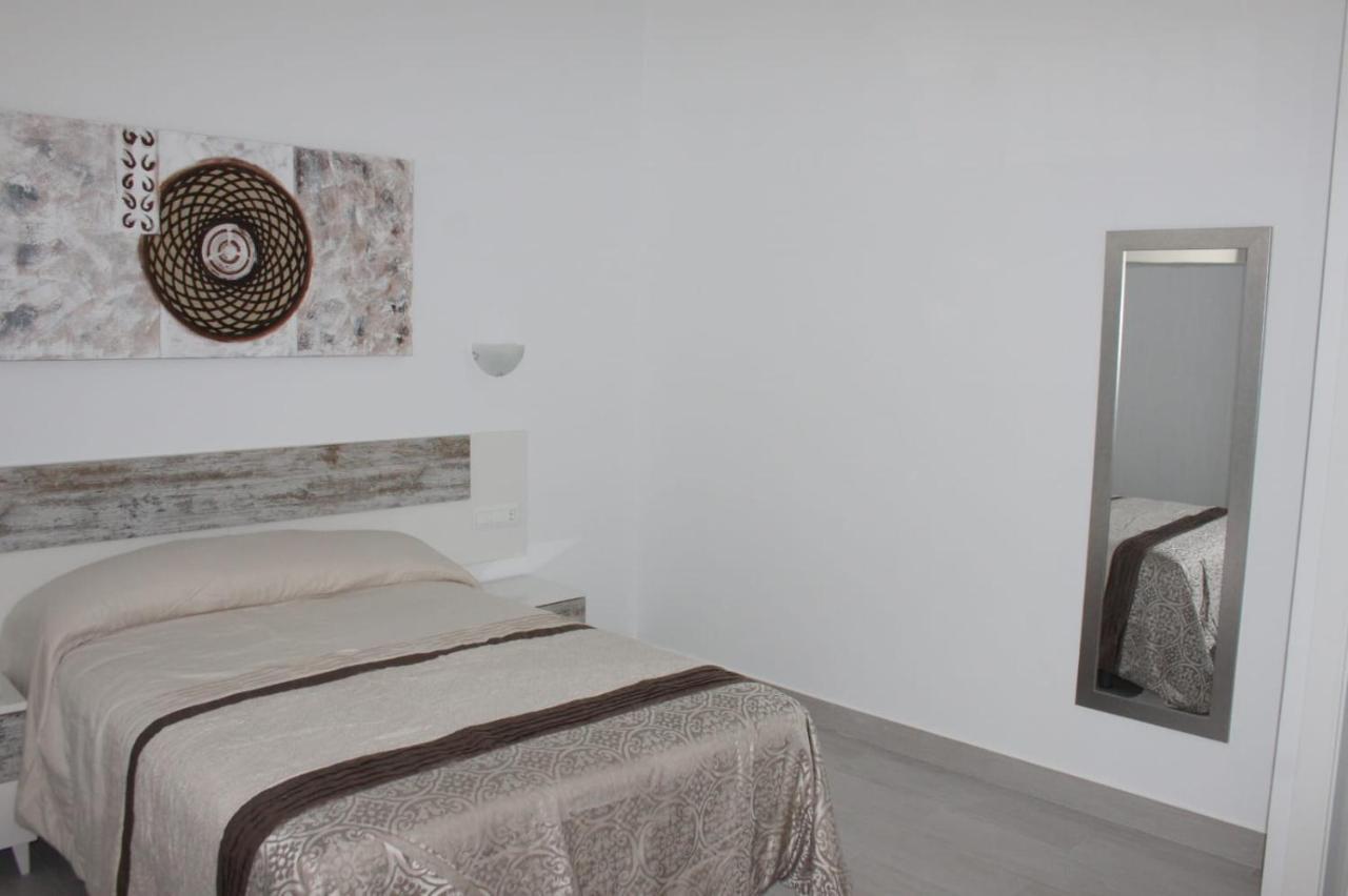 Apartamentos Margo 2 Málaga Exteriör bild